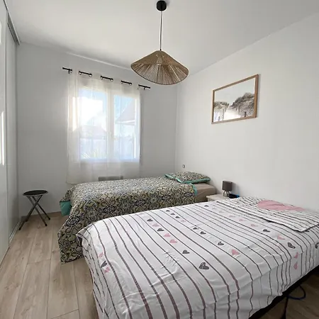 Holiday home Maison De *